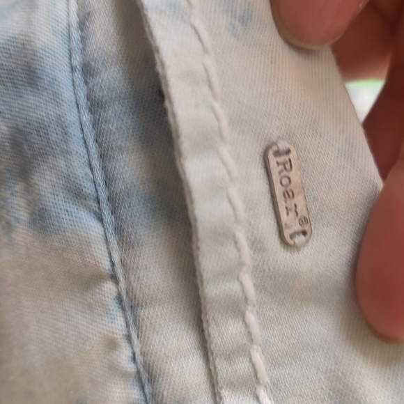 Roar new attacks button up embroidered top - Picture 8 of 13